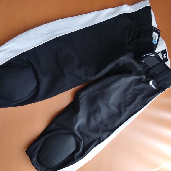 Nike Football Pants | Mens Sm, Md, Lg - Picture 9 of 15